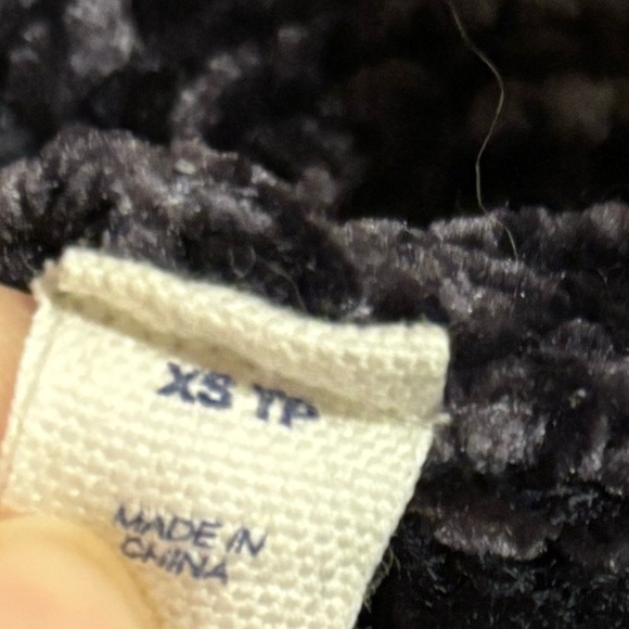 GAP- Increibly soft, comfortable hoodie - Picture 7 of 8